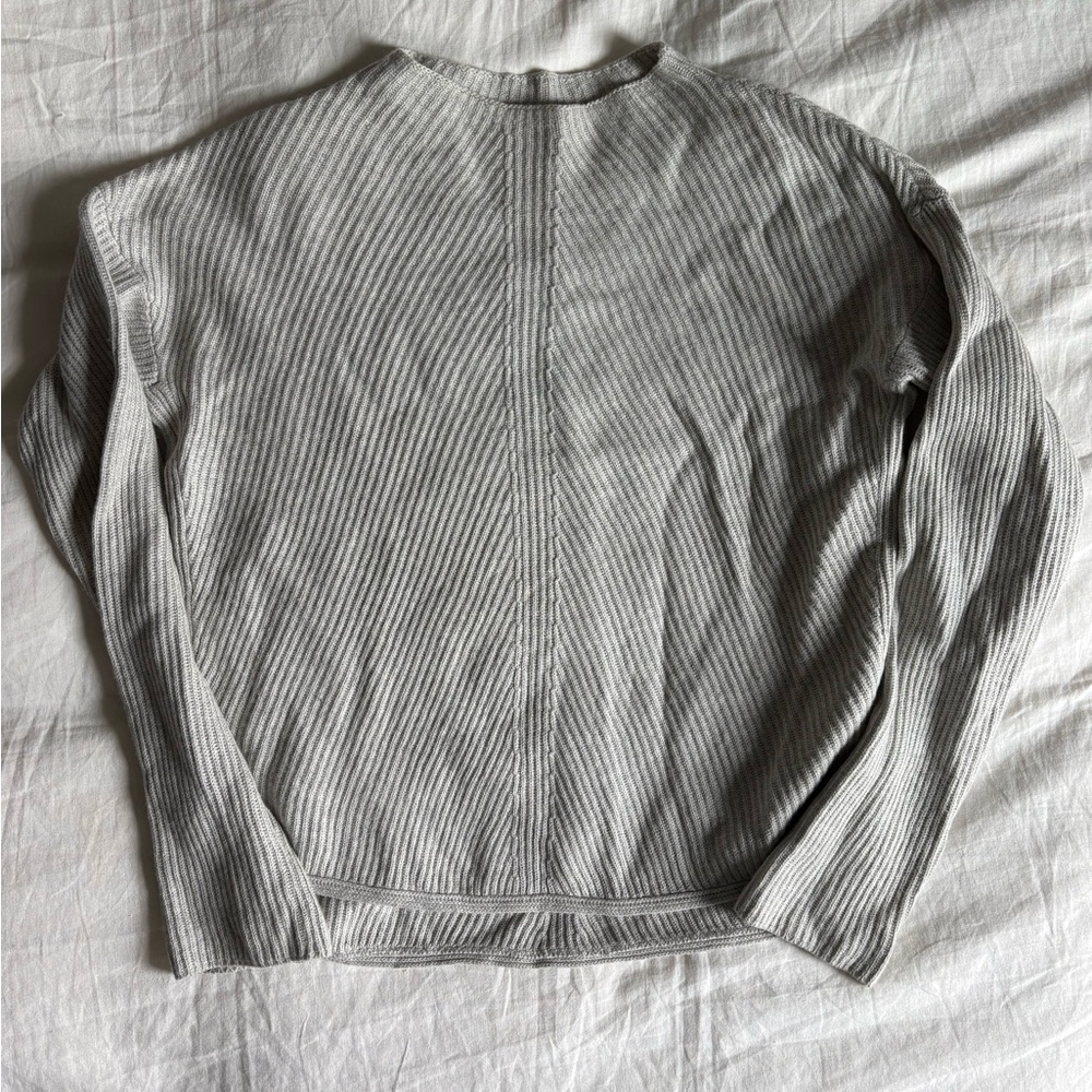 Aritzia Babaton Light Gray Rib Knit Mock neck wool sweater Medium